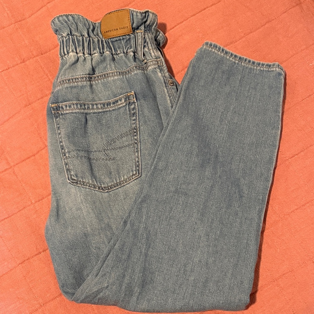 American Eagle Outfitters High Rise Blue Jeans - Picture 2 of 8